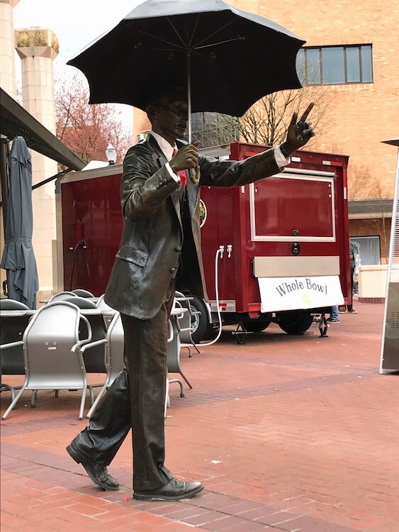 Umbrella Man statue in downtown Portland