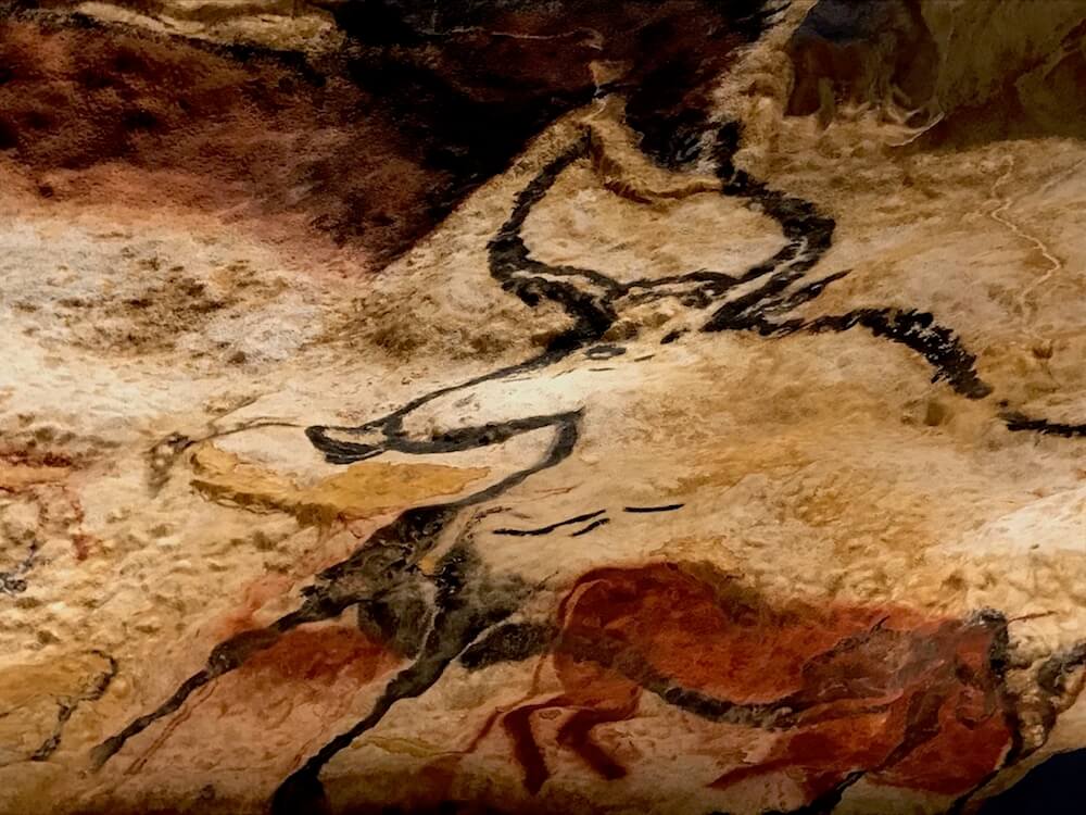 cave art drawing of a bull