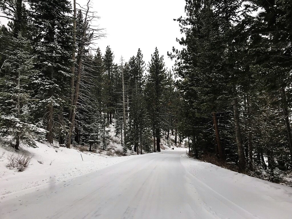Stretch of snowy highway in Lake Tahoe