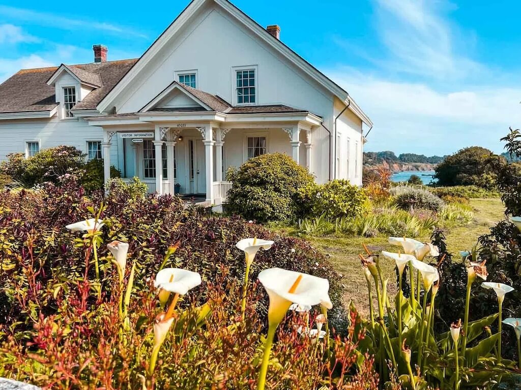 Quaint cottage with calla lilies in Mendocino